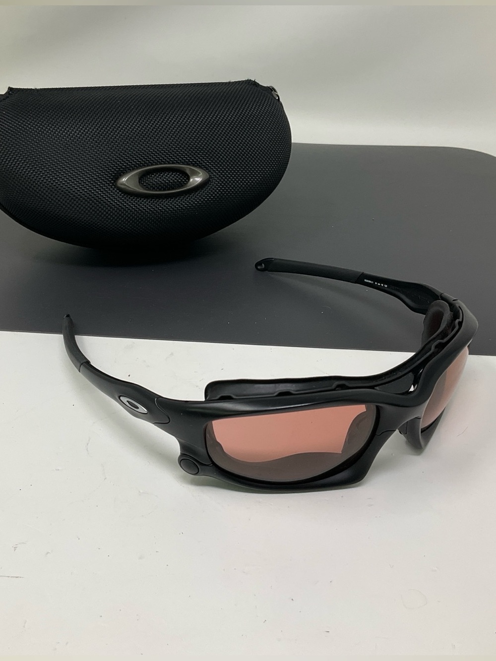 Oakley Split Jacket OO9099-01 Sunglasses & Wind Gasket Scratched Lenses